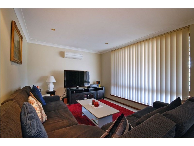 15 Arawa Place, Craigie WA 6025