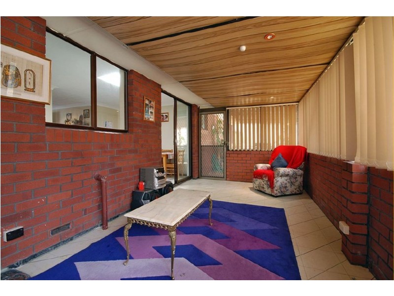 15 Arawa Place, Craigie WA 6025