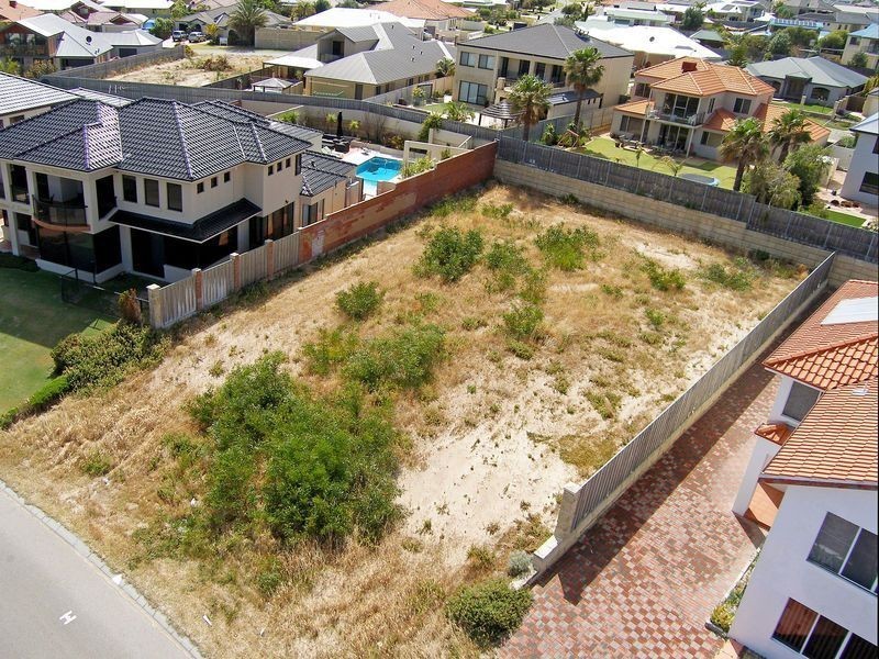 222 Ocean Drive, Quinns Rocks WA 6030