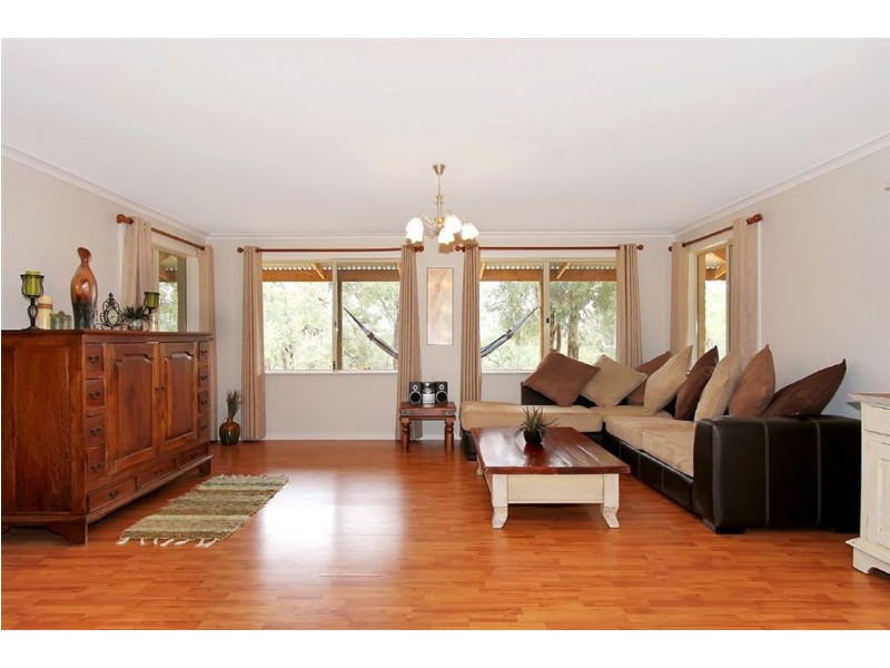 165 Maine Anjou Drive, Lower Chittering WA 6084