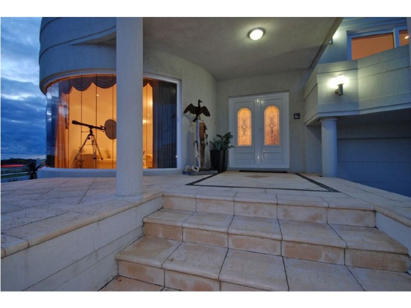2 Block Place, Ocean Reef WA 6027