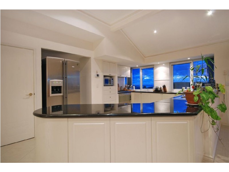 2 Block Place, Ocean Reef WA 6027