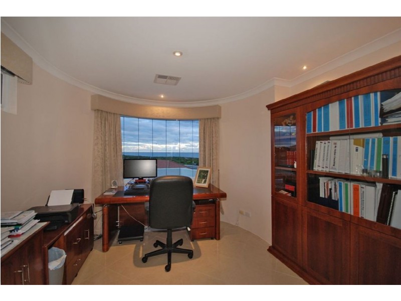2 Block Place, Ocean Reef WA 6027