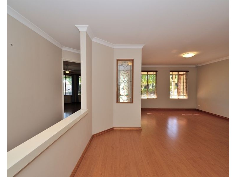 4 Broughton Heights, Kinross WA 6028