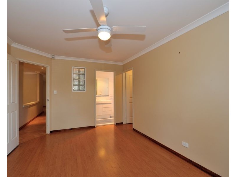 4 Broughton Heights, Kinross WA 6028