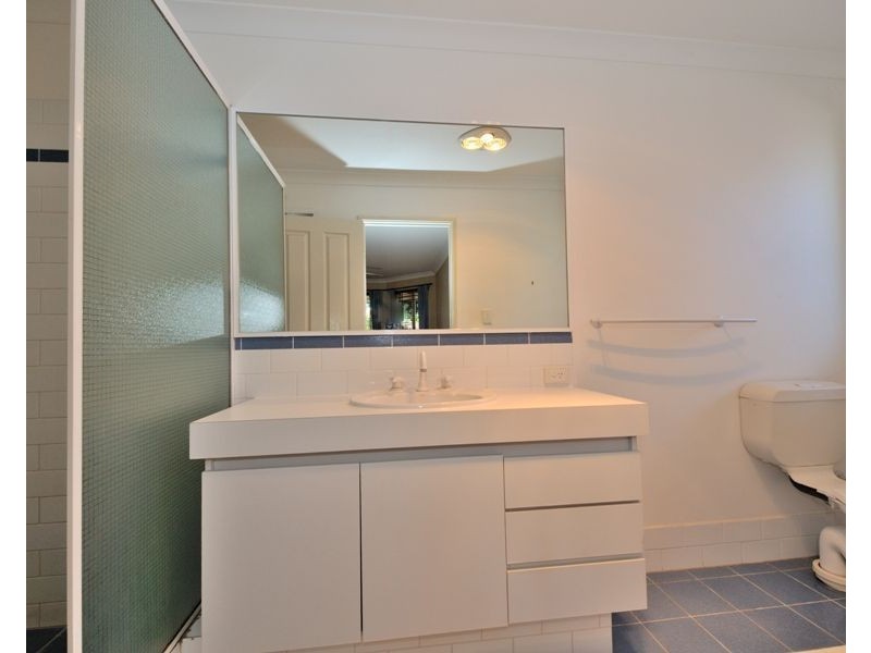 4 Broughton Heights, Kinross WA 6028