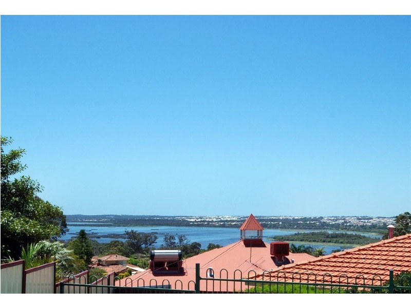 4 Crest Court, Edgewater WA 6027