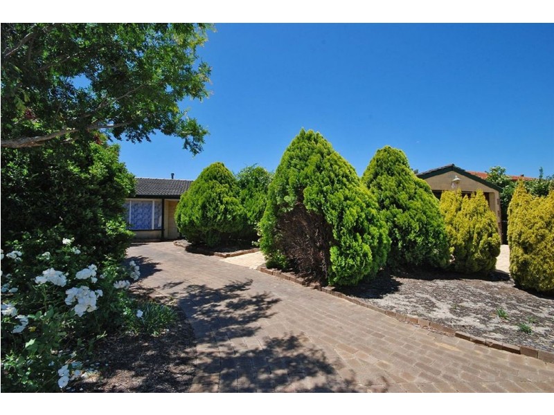 4 Crest Court, Edgewater WA 6027