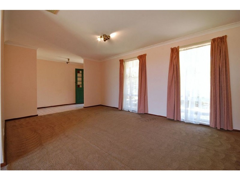 4 Crest Court, Edgewater WA 6027