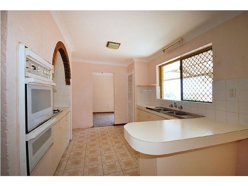 4 Crest Court, Edgewater WA 6027