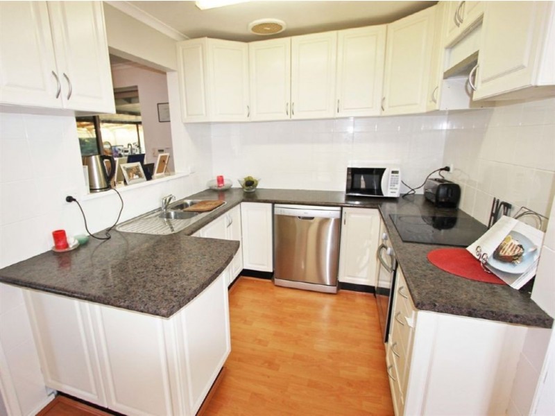 18 Channel Drive, Heathridge WA 6027