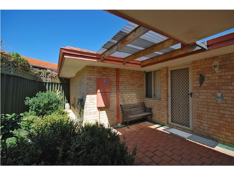10B Seaflower Crescent, Craigie WA 6025