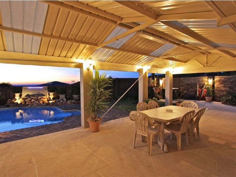 2 Gwedue Court, Mullaloo WA 6027