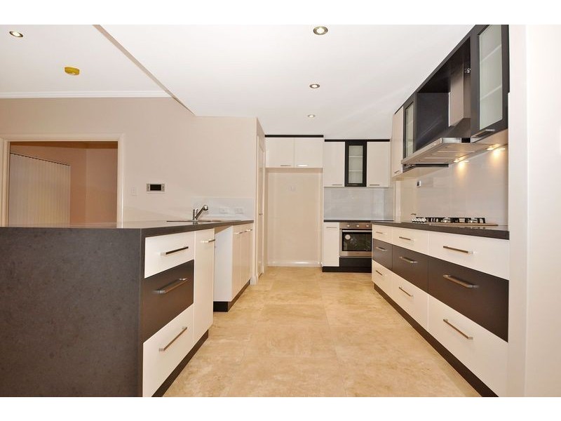 28 Kembla Circle, Madeley WA 6065