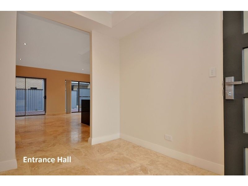 26 Kembla Circle, Madeley WA 6065