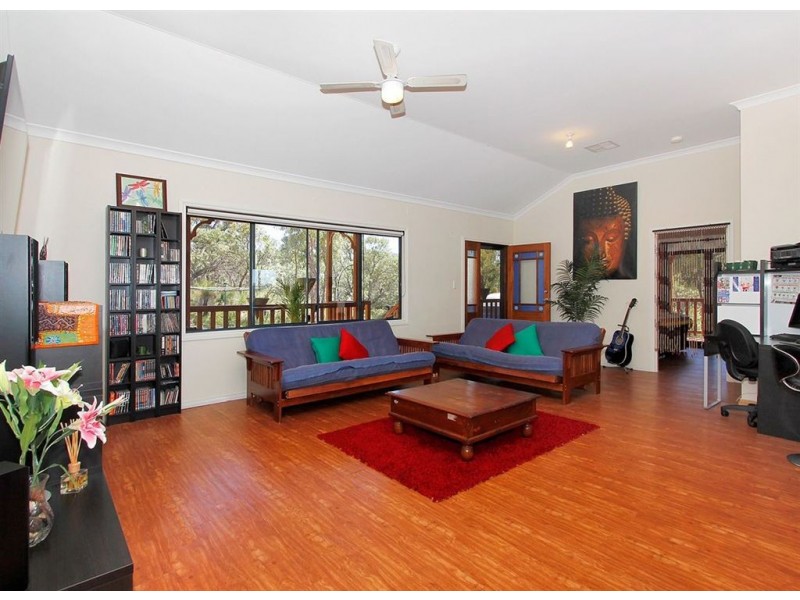 132 Ghost Gum Ridge, Chittering WA 6084