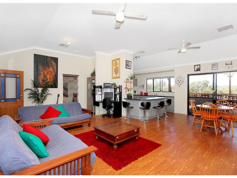 132 Ghost Gum Ridge, Chittering WA 6084