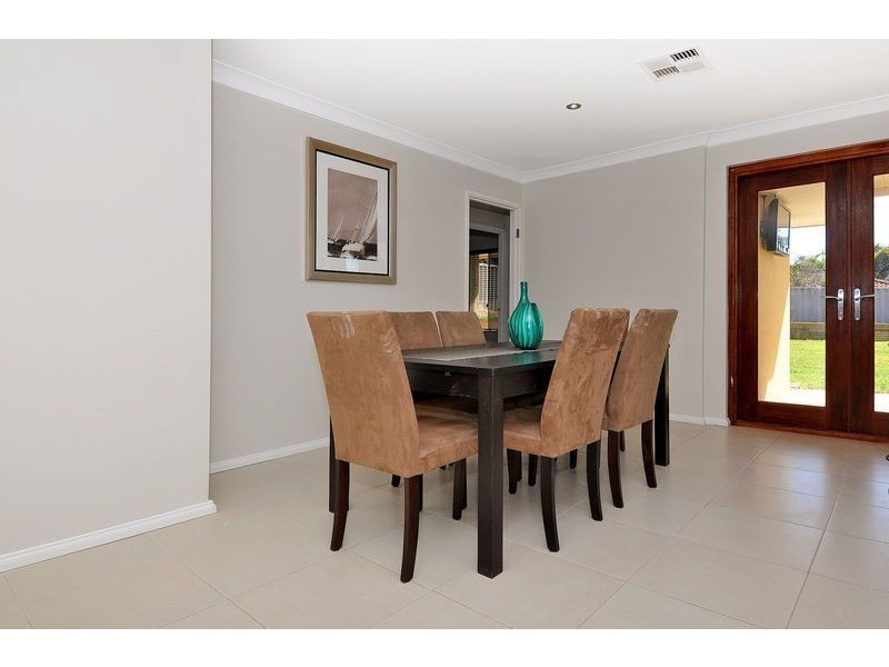 25 Quesnel Place, Joondalup WA 6027