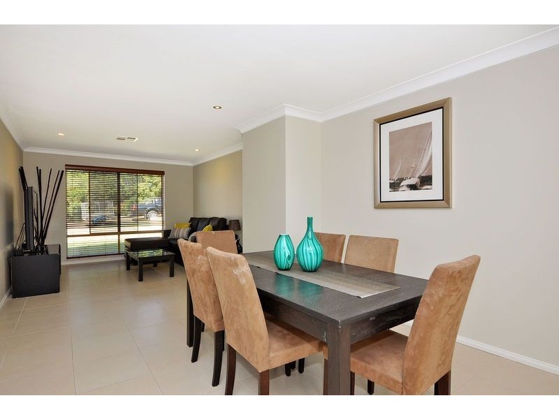 25 Quesnel Place, Joondalup WA 6027
