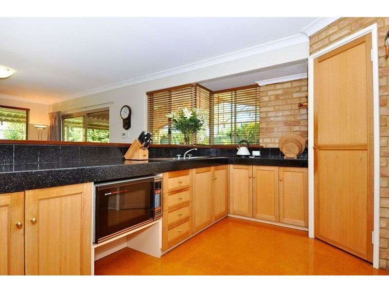 15 Springwood Way, Woodvale WA 6026