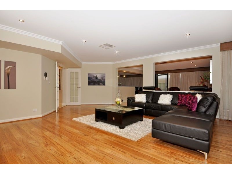 5 Chisholm Link, Madeley WA 6065