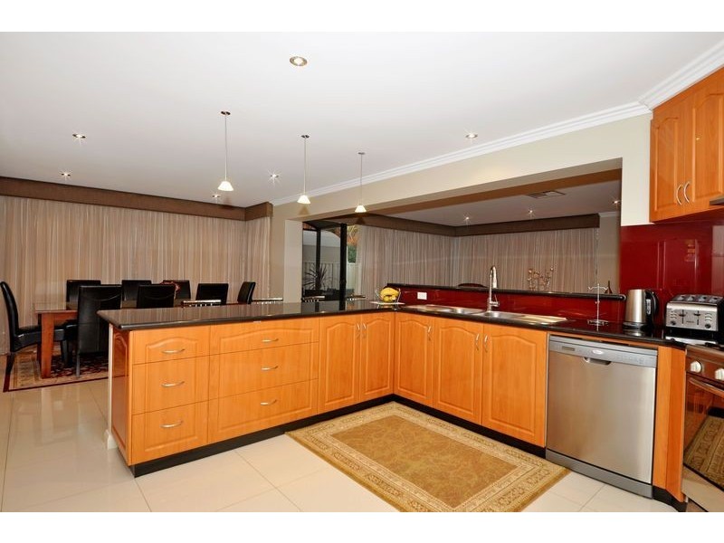 5 Chisholm Link, Madeley WA 6065