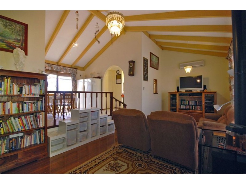 2 Esk Close, Craigie WA 6025