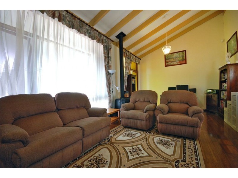 2 Esk Close, Craigie WA 6025