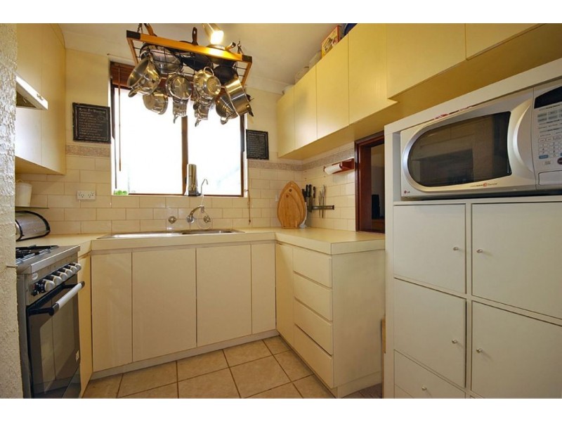 2 Esk Close, Craigie WA 6025