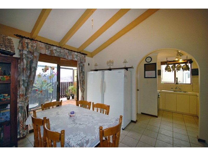 2 Esk Close, Craigie WA 6025