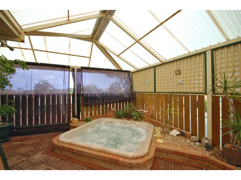 2 Esk Close, Craigie WA 6025