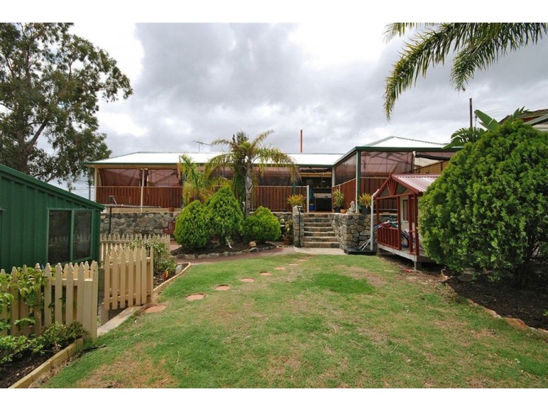 2 Esk Close, Craigie WA 6025
