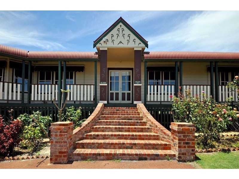 133 Pine Crest Way, Gnangara WA 6077