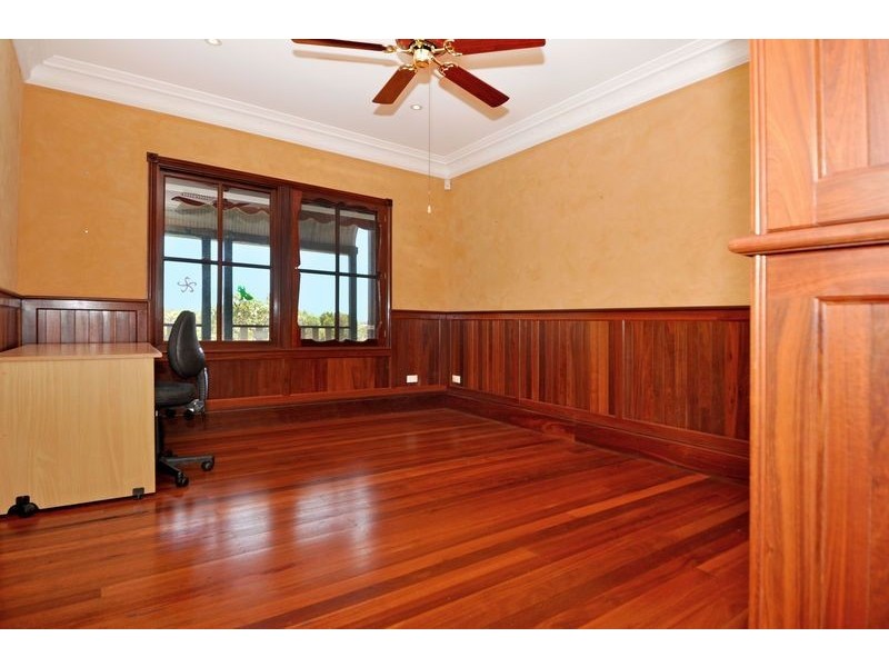 133 Pine Crest Way, Gnangara WA 6077