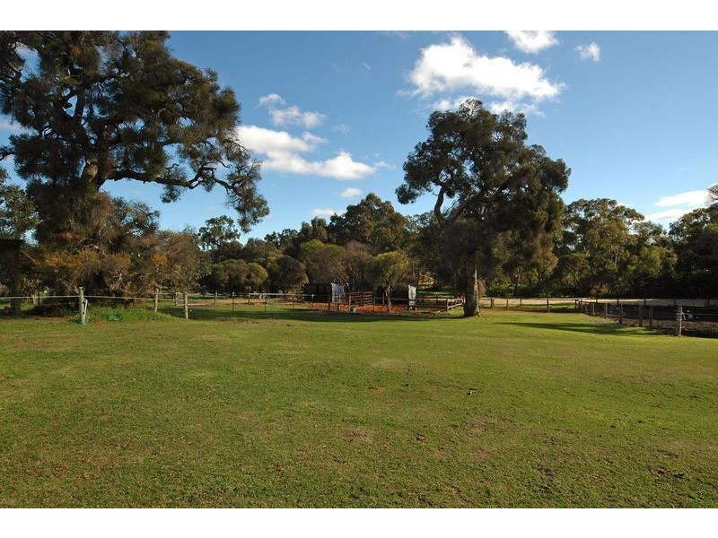 333 Badgerup Road, Wanneroo WA 6065