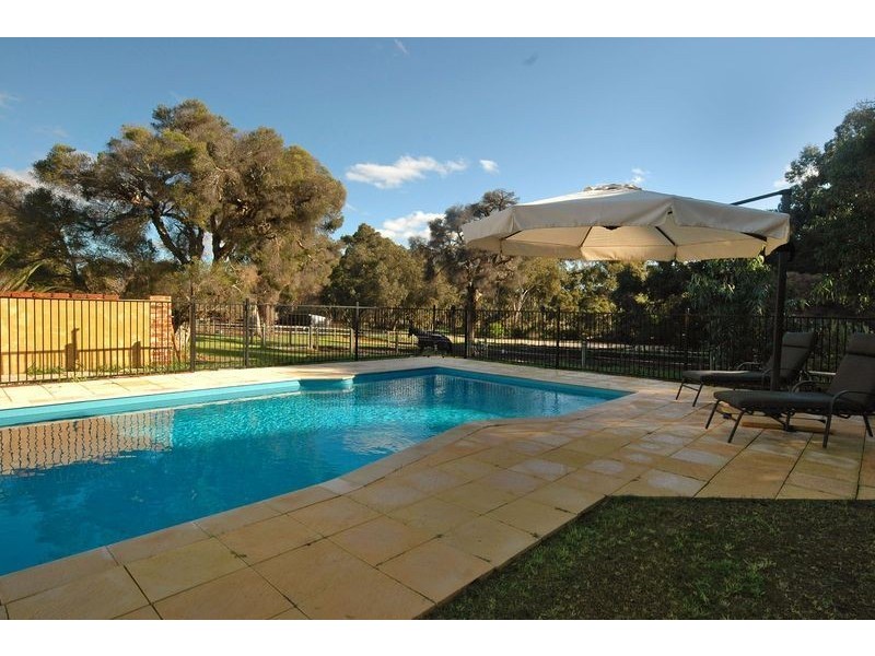 333 Badgerup Road, Wanneroo WA 6065