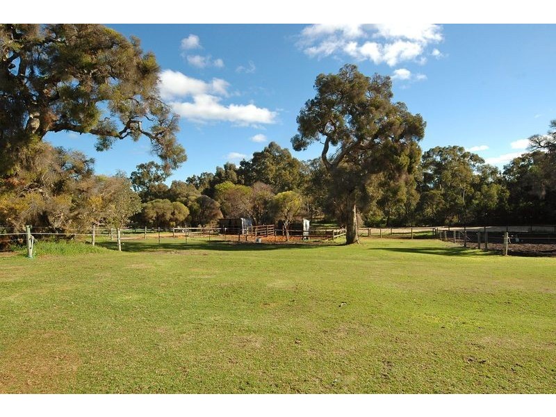 333 Badgerup Road, Wanneroo WA 6065