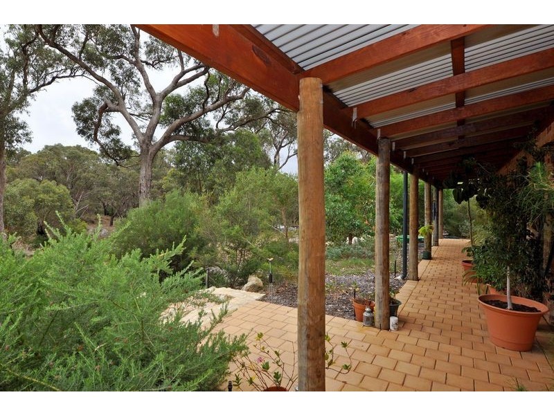 144 Gibbs Road, Nowergup WA 6032