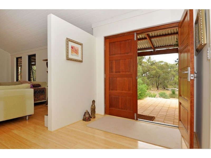 144 Gibbs Road, Nowergup WA 6032