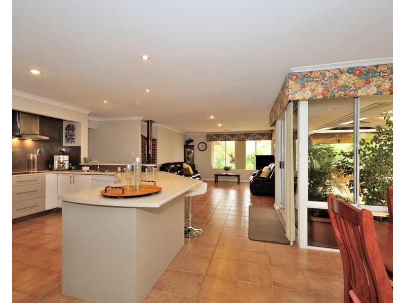 34 Glencoe Loop, Kinross WA 6028