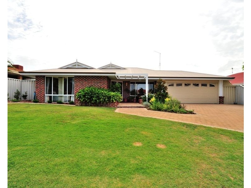 34 Glencoe Loop, Kinross WA 6028