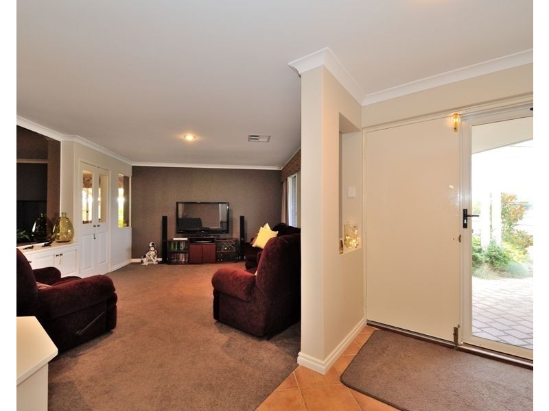 34 Glencoe Loop, Kinross WA 6028