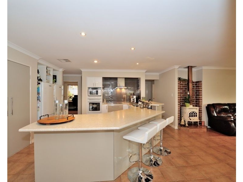 34 Glencoe Loop, Kinross WA 6028