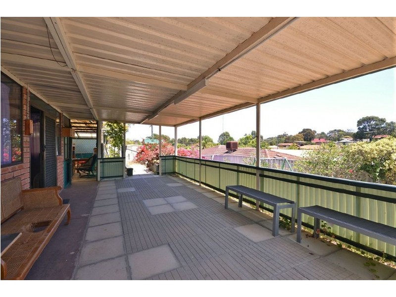 9 Wayfarer Road, Heathridge WA 6027