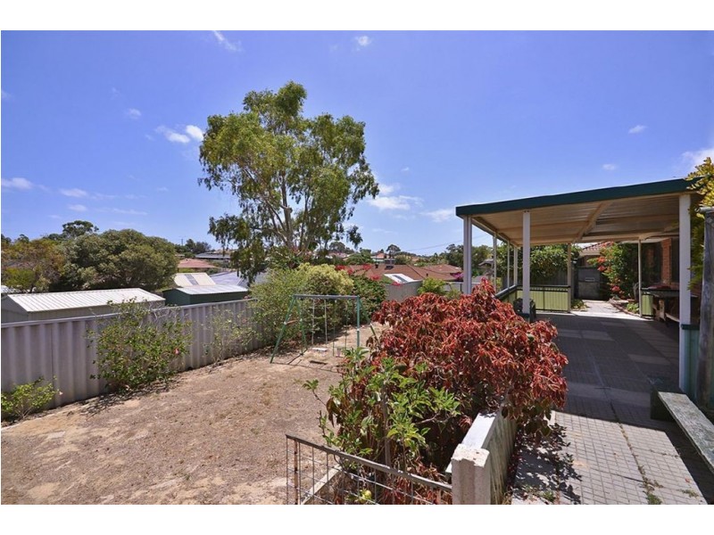 9 Wayfarer Road, Heathridge WA 6027