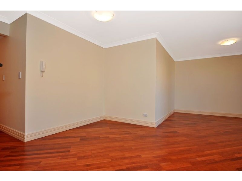 3/2 Plaistow Street, Joondalup WA 6027