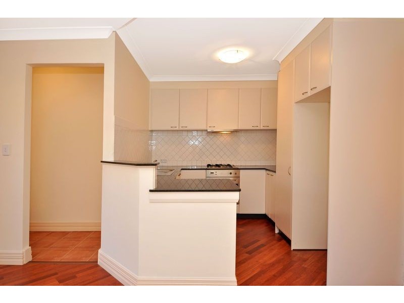 3/2 Plaistow Street, Joondalup WA 6027