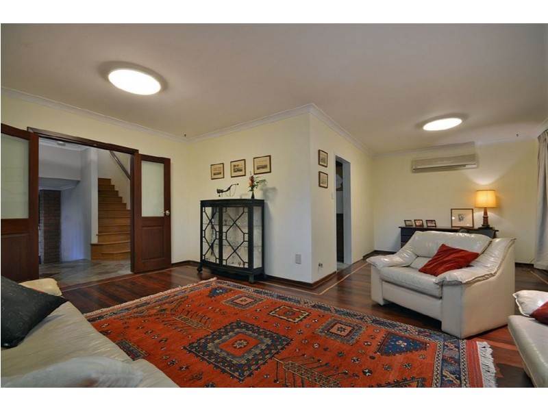 1 Palm Mews, Edgewater WA 6027