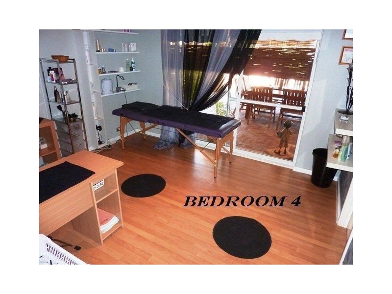 115 Bushwood Follows, Two Rocks WA 6037