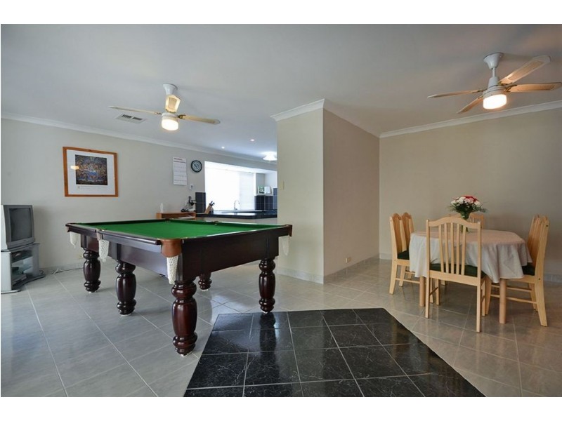 9 Nairana Place, Currambine WA 6028